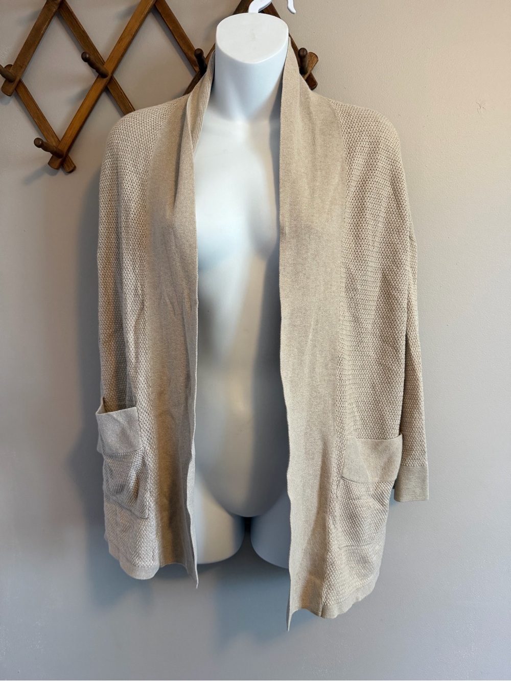 WILFRED ARITZIA Silk Cashmere Open Front Pocket Cardigan Beige S